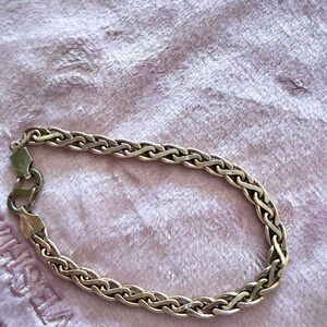 Classic Twisted Link Chain Bracelet in 14 kt gold